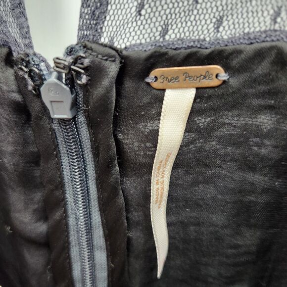 Free People Mini Dress Womens 8 Smocked Lace Chiffon Gray Lined Boho Chic - Picture 10 of 16